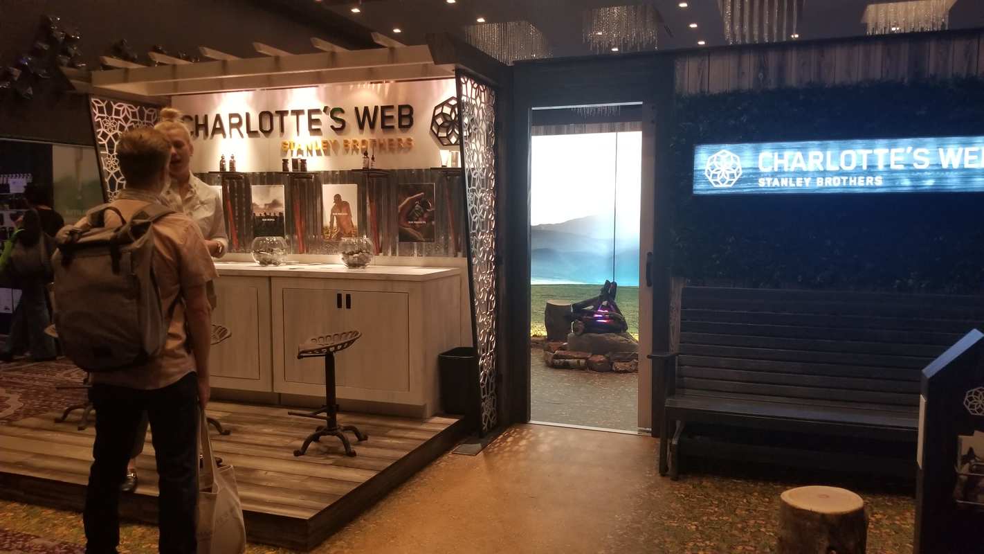 Charlotte's Web, a popular high-quality CBD brand, created a complete outdoor scene complete with fake camp fire in their HIACON 2018 booth. Hundreds gathered in Los Angeles to discuss the future of hemp from November 1 - 5 at the Hemp Industries Association Conference.